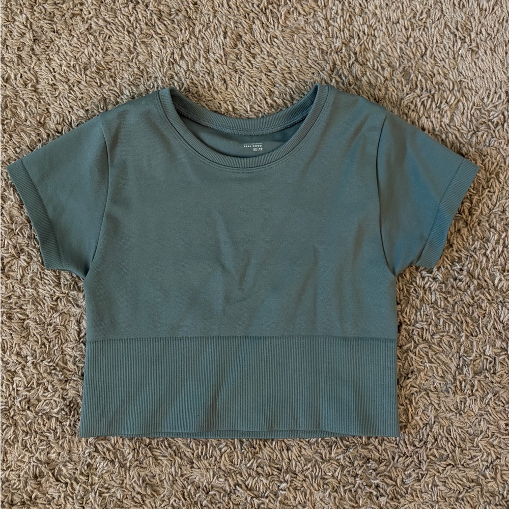 BRAND NEW Olive Green Aerie Offline Seamless Workout crop top #croptop #Aerie
